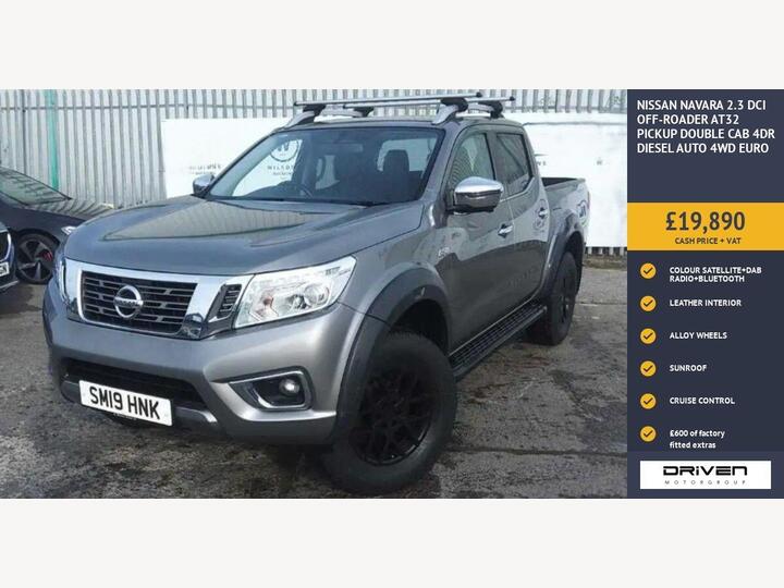 Nissan NAVARA 2.3 DCi Off-Roader AT32 Auto 4WD Euro 6 4dr Nissan NAVARA 2.3 DCi Off-Roader AT32 Auto 4WD Euro 6 4dr