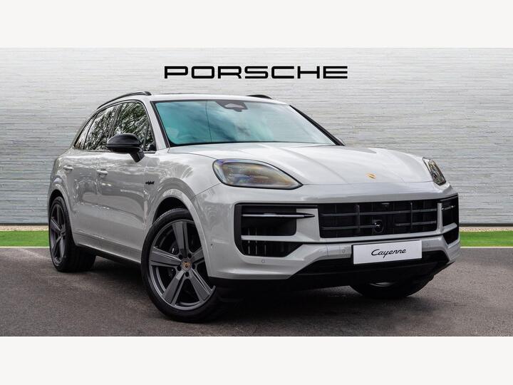 Porsche Cayenne 3.0 V6 E-Hybrid 25.9kWh Black Edition TiptronicS 4WD Euro 6 (s/s) 5dr