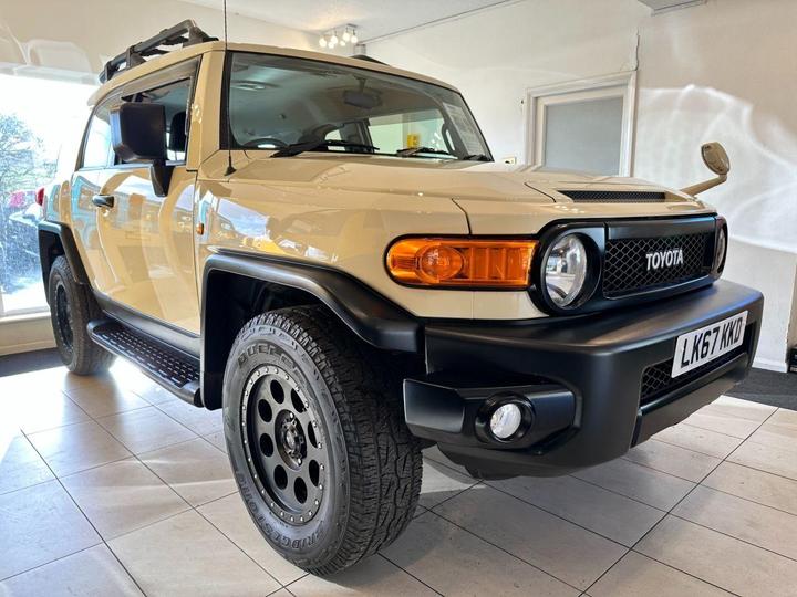 Toyota FJ CRUISER 4.0L V6 Petrol FINAL EDITION Auto With A Huge Spec And Super Low Mileage Fully Loaded, ULEZ Compliant, FSH