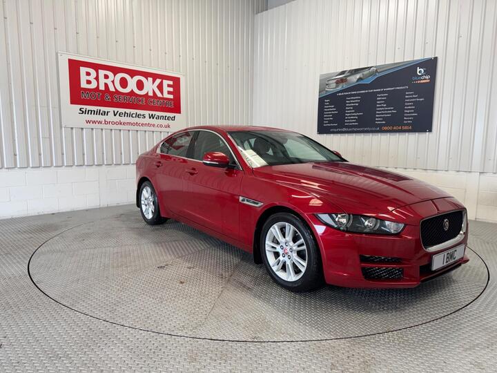 Jaguar XE 2.0i Prestige Auto Euro 6 (s/s) 4dr