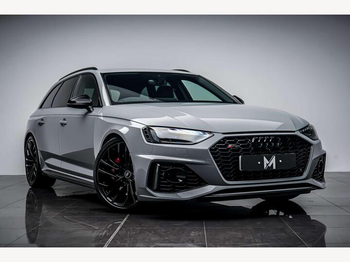 Audi RS4 AVANT 2.9 TFSI V6 Carbon Black Tiptronic Quattro Euro 6 (s/s) 5dr Audi RS4 AVANT 2.9 TFSI V6 Carbon Black Tiptronic Quattro Euro 6 (s/s) 5dr