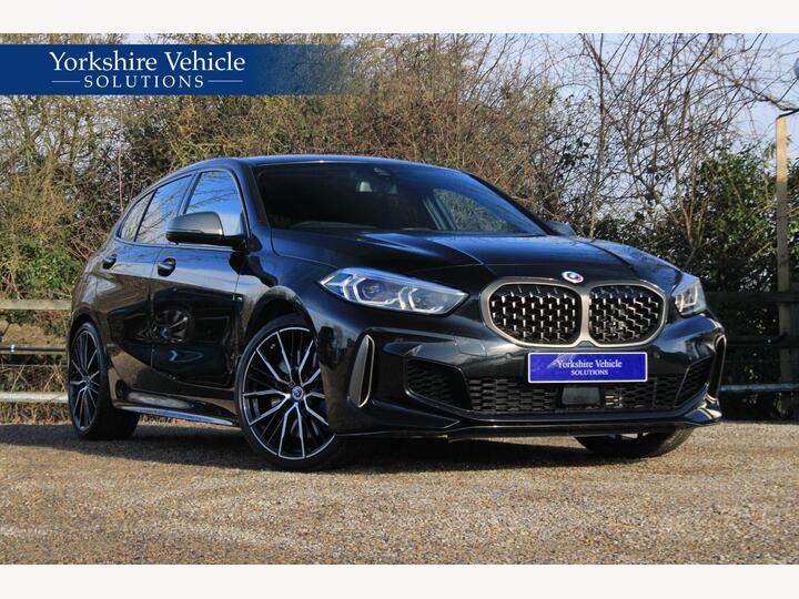 BMW 1 Series 2.0 M135i Auto XDrive Euro 6 (s/s) 5dr BMW 1 Series 2.0 M135i Auto XDrive Euro 6 (s/s) 5dr