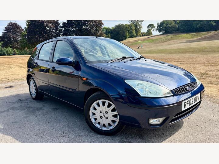 Ford Focus 2.0i 16v Ghia 5dr