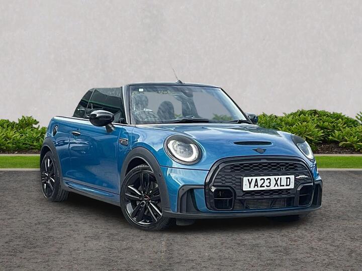 MINI Convertible 2.0 Cooper S Sport Steptronic Euro 6 (s/s) 2dr