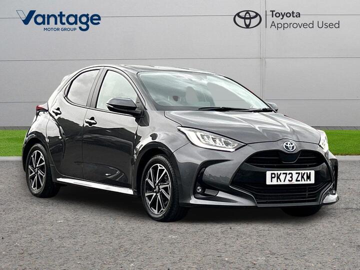 Toyota Yaris 1.5 VVT-h Design E-CVT Euro 6 (s/s) 5dr