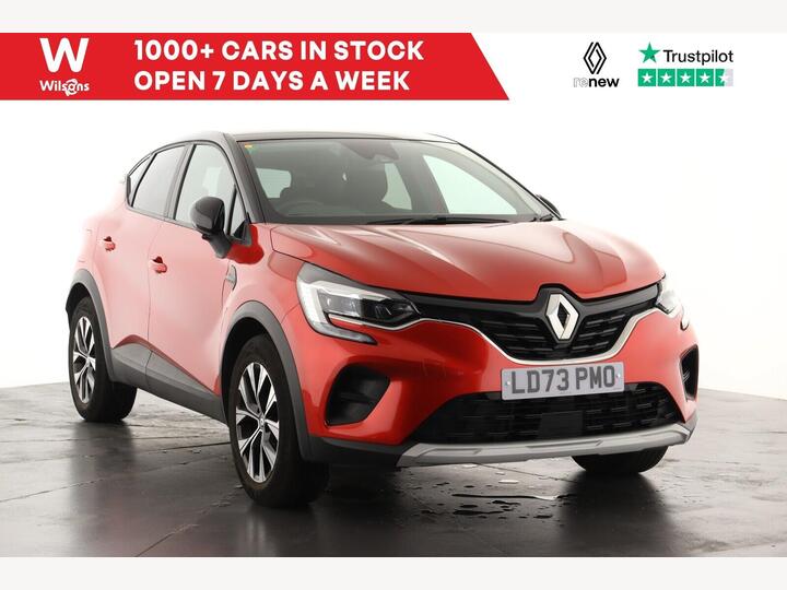 Renault Captur 1.6 E-TECH Evolution Auto Euro 6 (s/s) 5dr Renault Captur 1.6 E-TECH Evolution Auto Euro 6 (s/s) 5dr