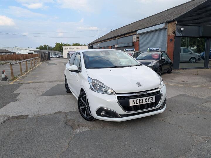 Peugeot 208 1.2 PureTech Tech Edition Euro 6 (s/s) 5dr