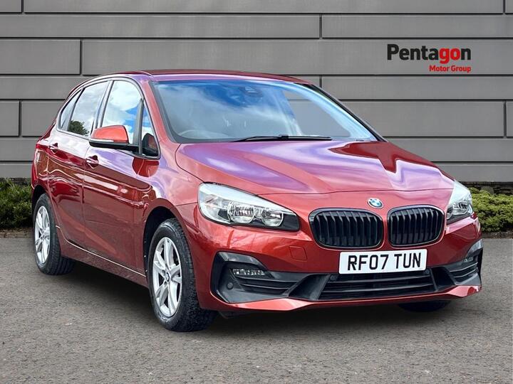 BMW 2 Series Active Tourer 2.0 220d SE Auto XDrive Euro 6 (s/s) 5dr BMW 2 Series Active Tourer 2.0 220d SE Auto XDrive Euro 6 (s/s) 5dr