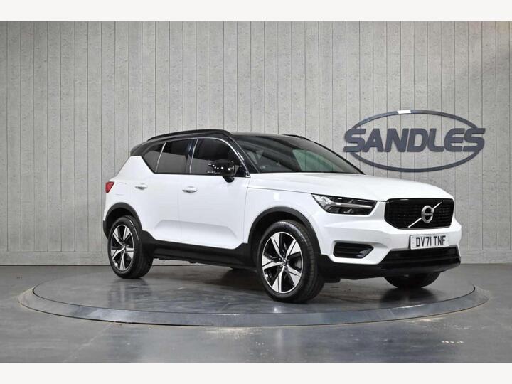 Volvo XC40 1.5h T4 Recharge 10.7kWh Plus Auto Euro 6 (s/s) 5dr