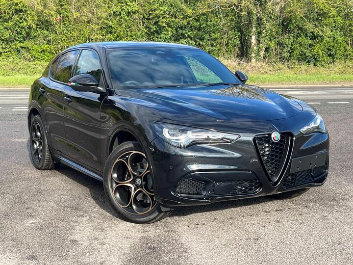 Alfa Romeo Stelvio 2.0T Intensa Auto Q4 AWD Euro 6 (s/s) 5dr