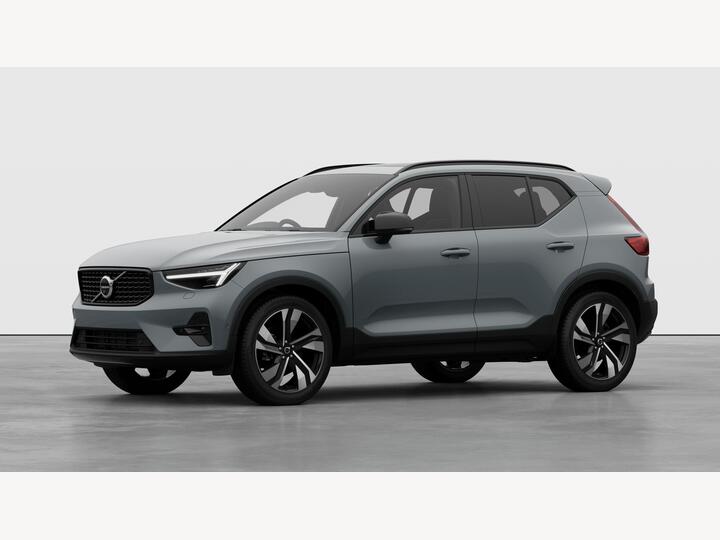 Volvo XC40 2.0 B3 MHEV Ultra Dark DCT Auto Euro 6 (s/s) 5dr