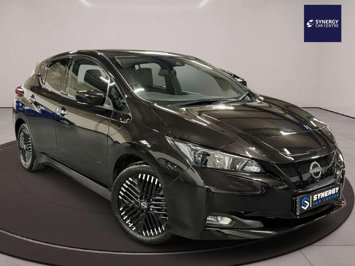 Nissan LEAF 39kWh N-Connecta Auto 5dr