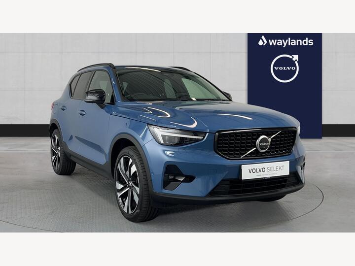 Volvo XC40 2.0 B4 MHEV Ultra Dark DCT Auto Euro 6 (s/s) 5dr