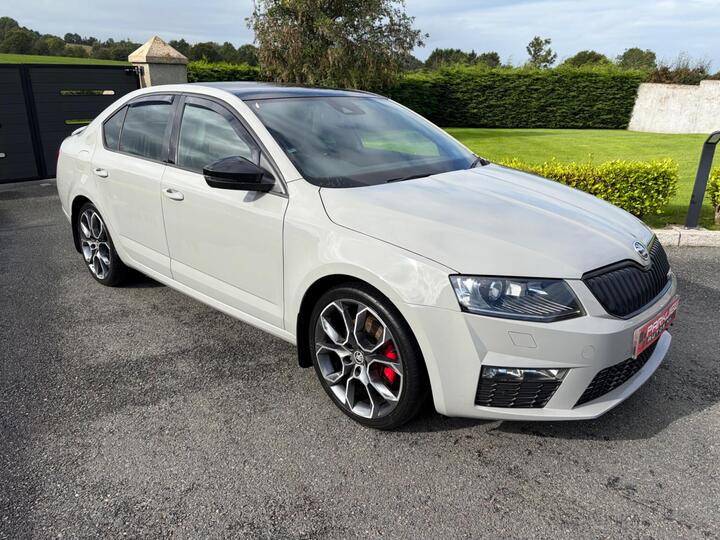 Skoda Octavia 2.0 TDI VRS DSG Euro 6 (s/s) 5dr (SNav)