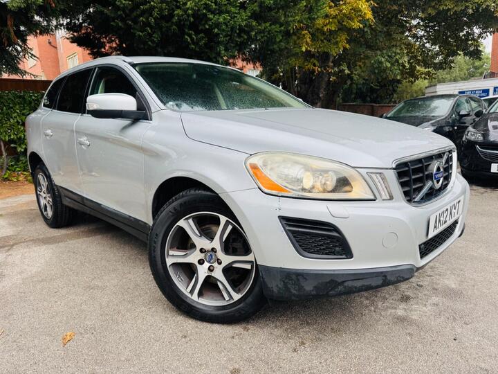 Volvo XC60 2.4 D5 SE Lux Geartronic AWD Euro 5 5dr