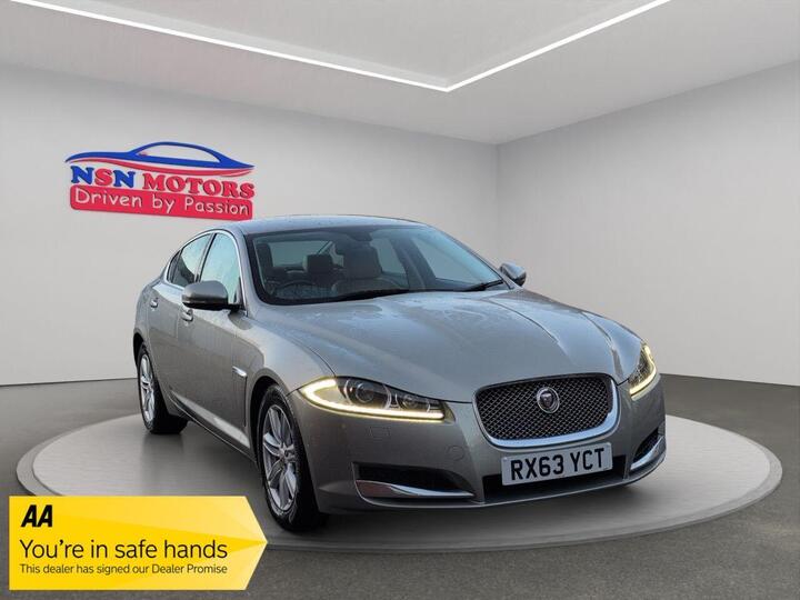 Jaguar XF 2.2d Luxury Auto Euro 5 (s/s) 4dr