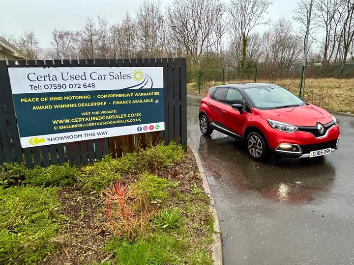 Renault Captur 0.9 TCe ENERGY Signature Nav Euro 6 (s/s) 5dr Renault Captur 0.9 TCe ENERGY Signature Nav Euro 6 (s/s) 5dr