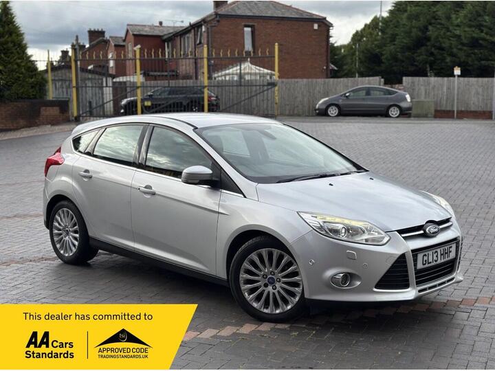Ford Focus 1.0T EcoBoost Titanium X Euro 5 (s/s) 5dr