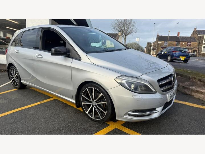 Mercedes-Benz B Class 1.5 B180 CDI Sport 7G-DCT Euro 5 (s/s) 5dr Mercedes-Benz B Class 1.5 B180 CDI Sport 7G-DCT Euro 5 (s/s) 5dr