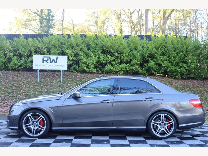 Mercedes-Benz E Class 5.5 E63 V8 AMG SpdS MCT Euro 5 (s/s) 4dr