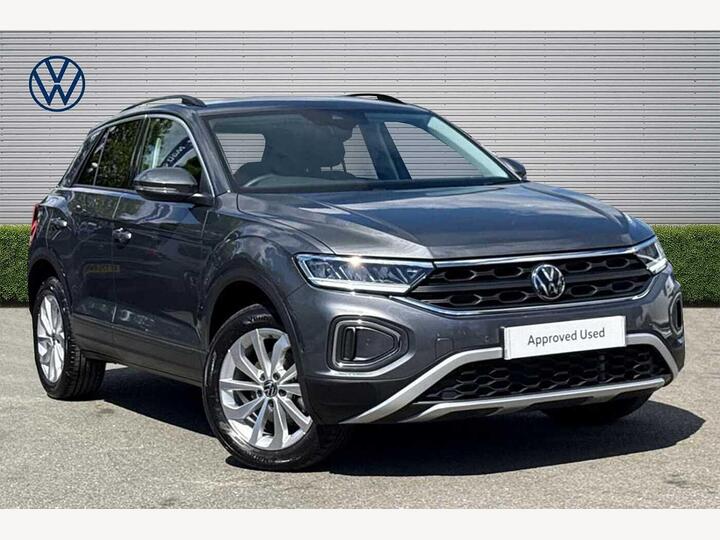 Volkswagen T-roc 1.5 TSI Match DSG Euro 6 (s/s) 5dr Volkswagen T-roc 1.5 TSI Match DSG Euro 6 (s/s) 5dr