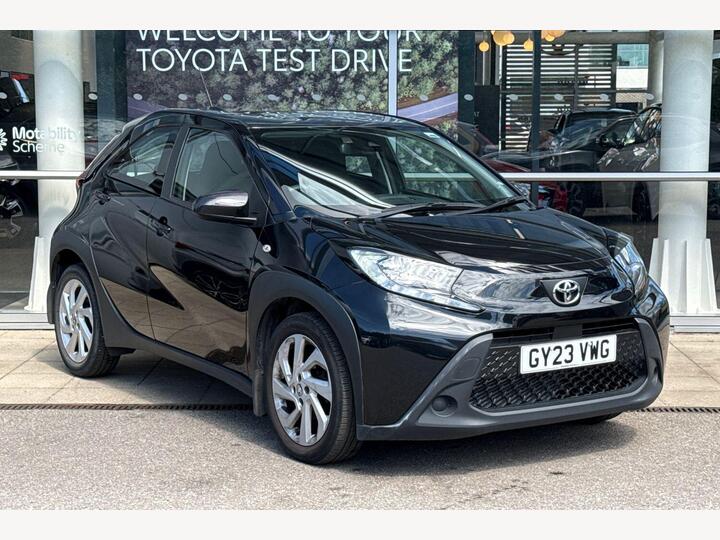 Toyota Aygo X 1.0 VVT-i Pure Euro 6 (s/s) 5dr