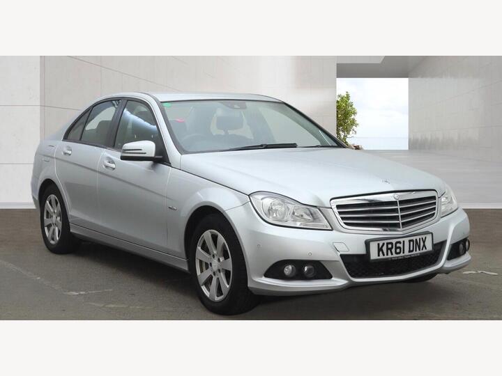 Mercedes-Benz C Class 1.8 C180 BlueEfficiency SE Edition 125 G-Tronic+ Euro 5 (s/s) 4dr