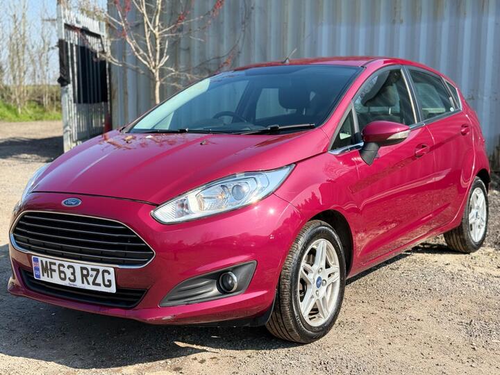 Ford Fiesta 1.0 Zetec Euro 5 (s/s) 5dr