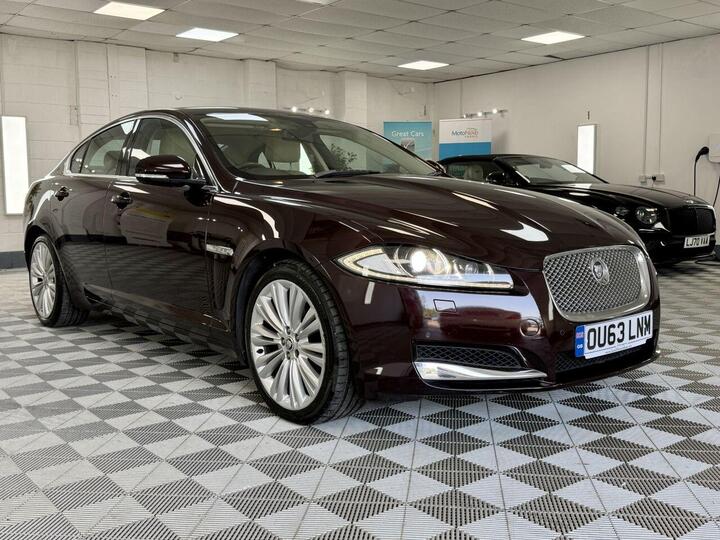 Jaguar XF 3.0d V6 Premium Luxury Auto Euro 5 (s/s) 4dr