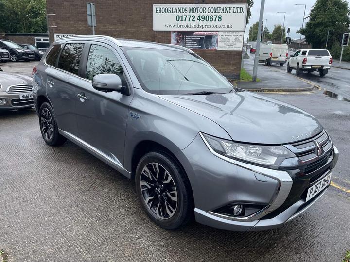 Mitsubishi Outlander 2.0h 12kWh 4h CVT 4WD Euro 6 (s/s) 5dr