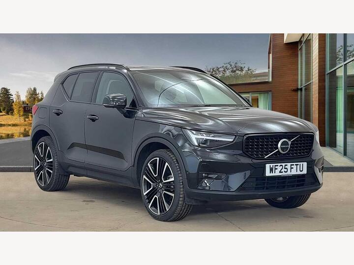 Volvo XC40 2.0 B4 MHEV Ultra Dark DCT Auto Euro 6 (s/s) 5dr