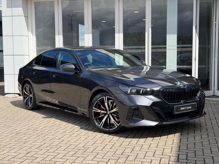 BMW 5 Series 2.0 520i MHT M Sport Pro Steptronic Euro 6 (s/s) 4dr