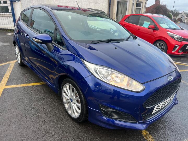 Ford Fiesta 1.0T EcoBoost Zetec S Euro 5 (s/s) 3dr Ford Fiesta 1.0T EcoBoost Zetec S Euro 5 (s/s) 3dr