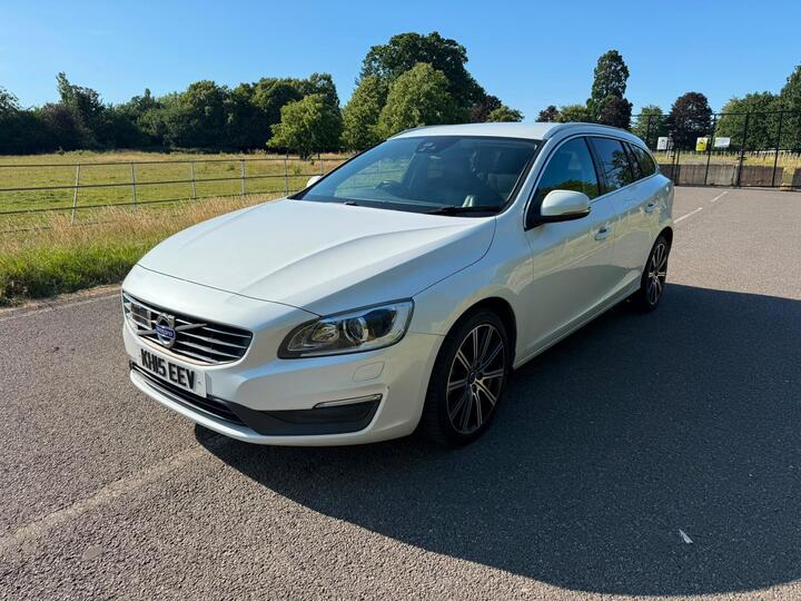 Volvo V60 2.0 T4 R-Design Lux Nav Auto Euro 6 (s/s) 5dr