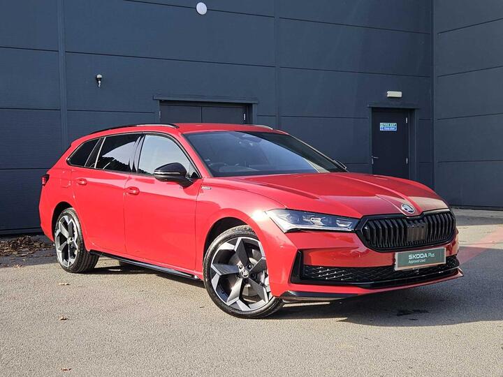 Skoda Superb Superb Estate SportLine 1.5 TSI IV 204 PS DSG 2026 Skoda Superb Superb Estate SportLine 1.5 TSI IV 204 PS DSG 2026