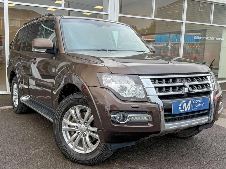 Mitsubishi SHOGUN 3.2 DI-DC SG3 Auto 4WD Euro 6 5dr LWB Mitsubishi SHOGUN 3.2 DI-DC SG3 Auto 4WD Euro 6 5dr LWB