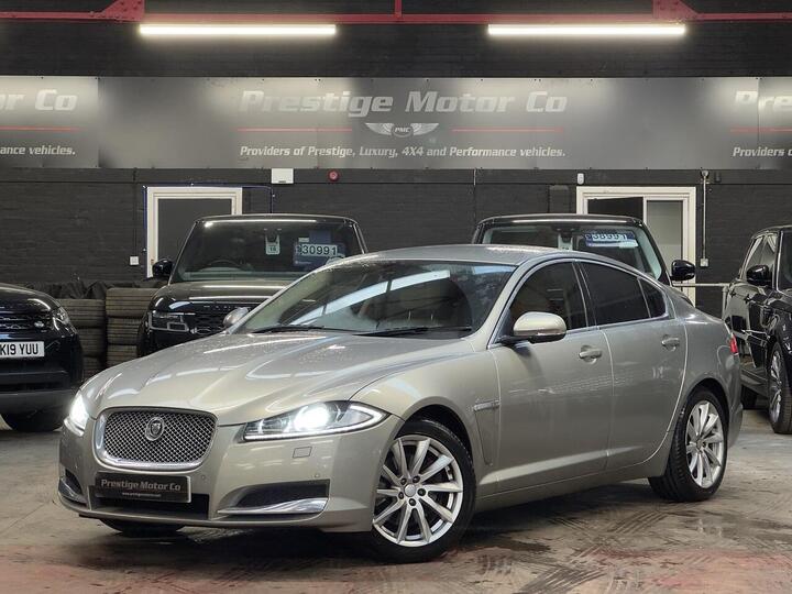 Jaguar XF 3.0d V6 Luxury Auto Euro 5 4dr