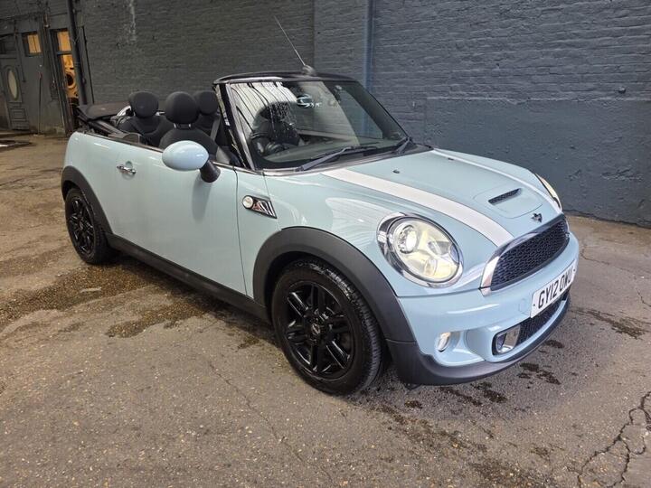 MINI CONVERTIBLE 1.6 Cooper S Euro 5 (s/s) 2dr MINI CONVERTIBLE 1.6 Cooper S Euro 5 (s/s) 2dr