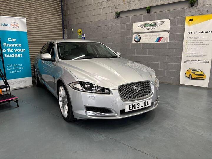 Jaguar XF 3.0d V6 Premium Luxury Auto Euro 5 (s/s) 4dr