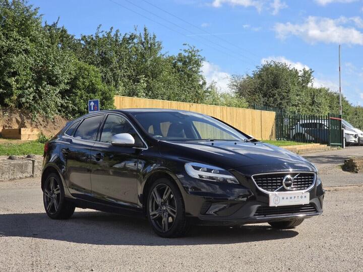 Volvo V40 2.0 T2 GPF R-Design Pro Euro 6 (s/s) 5dr