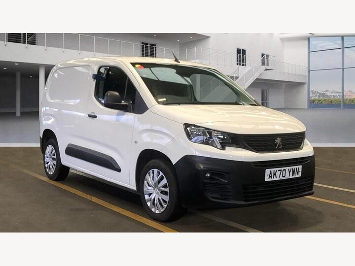 Peugeot Partner 1000 1.5 BlueHDi 100 Prof Van + 1 OWNER / ULEZ / NAV / FSH / DAB + Peugeot Partner 1000 1.5 BlueHDi 100 Prof Van + 1 OWNER / ULEZ / NAV / FSH / DAB +