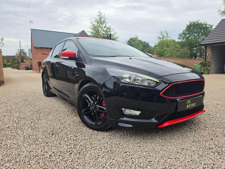 Ford Focus 1.5T EcoBoost Zetec S Black Edition Euro 6 (s/s) 5dr