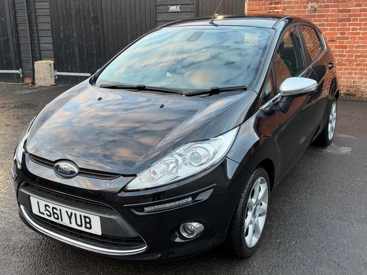 Ford Fiesta 1.25 Centura 5dr