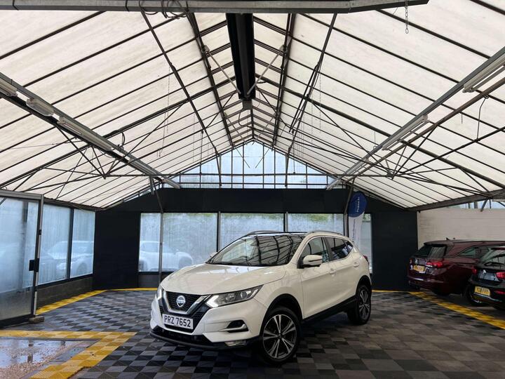 Nissan QASHQAI 1.5 DCi N-Connecta Euro 6 (s/s) 5dr