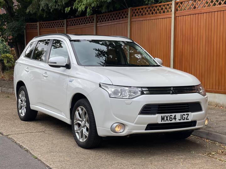 Mitsubishi Outlander 2.0h 12kWh GX4hs CVT 4WD Euro 5 (s/s) 5dr