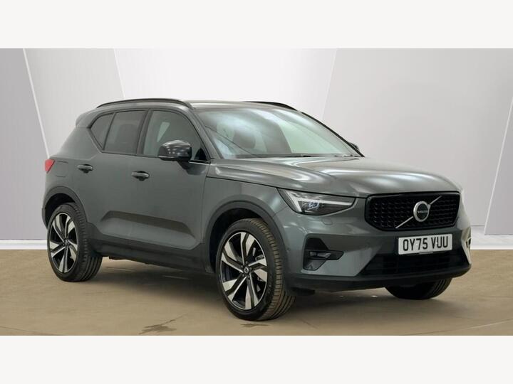 Volvo XC40 2.0 B3 MHEV Ultra Dark DCT Auto Euro 6 (s/s) 5dr