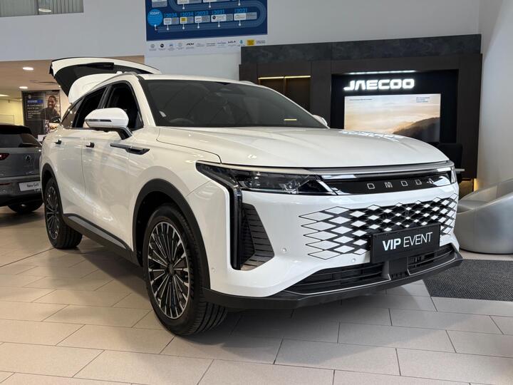 Omoda OMODA 9 1.5T SHS 34.46kWh Noble DHT3 4WD Euro 6 (s/s) 5dr