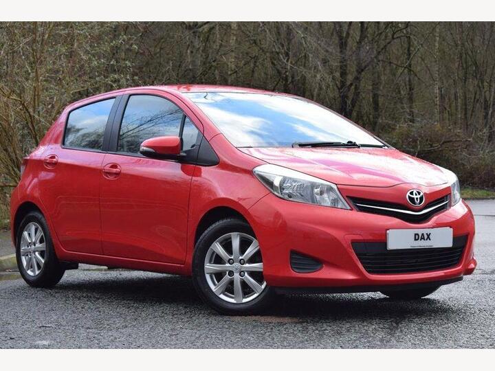 Toyota YARIS 1.33 Dual VVT-i TR Euro 5 5dr