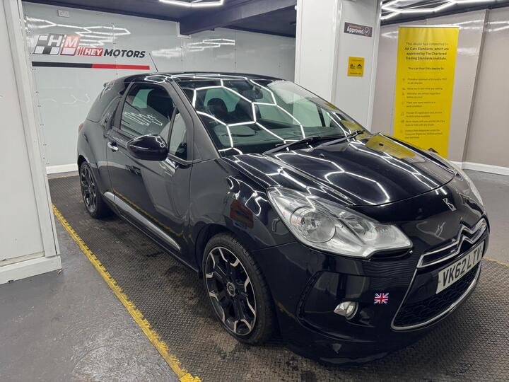 Citroen DS3 1.6 E-HDi Airdream DSport Euro 5 (s/s) 3dr Citroen DS3 1.6 E-HDi Airdream DSport Euro 5 (s/s) 3dr