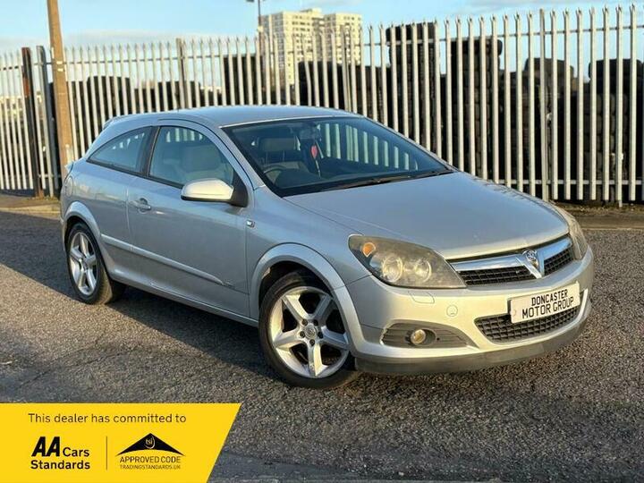 Vauxhall Astra 1.7 CDTi 16v SRi Sport Hatch 3dr Vauxhall Astra 1.7 CDTi 16v SRi Sport Hatch 3dr